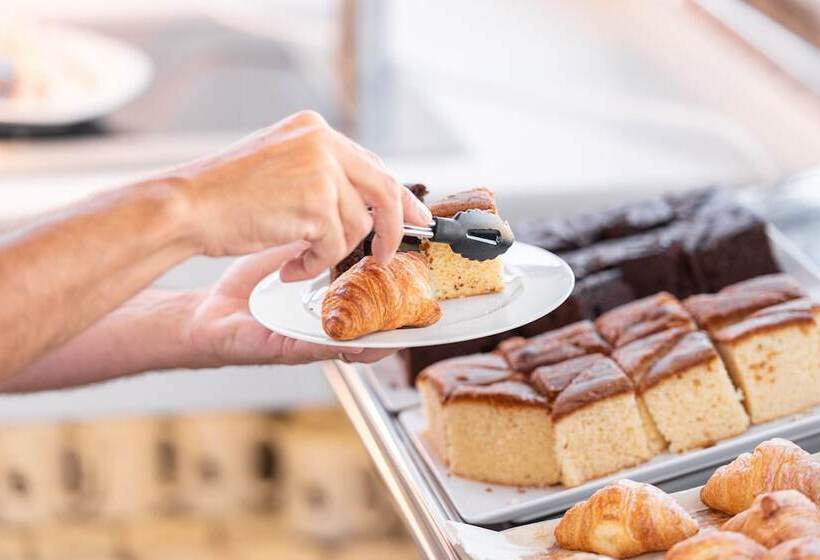 تختخواب و صبحانه La Milagrosa