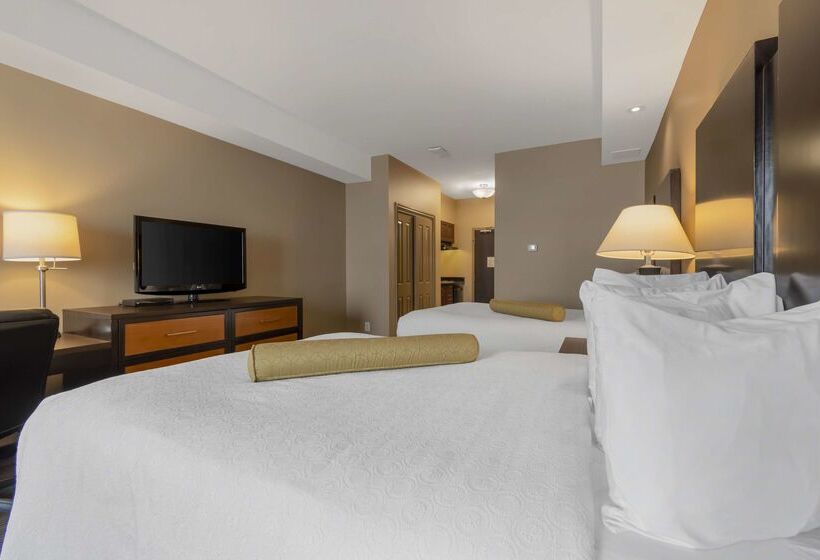 هتل Best Western Plus Moose Jaw
