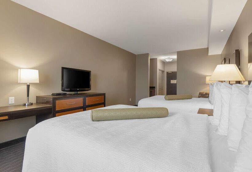 هتل Best Western Plus Moose Jaw