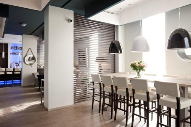 Blue Woods Hotel   Deerlijk