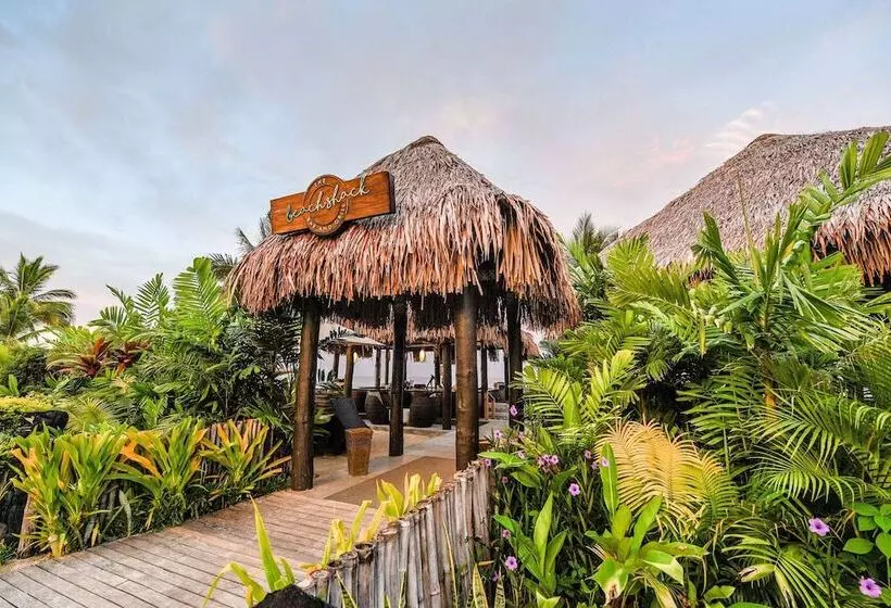 Otel Club Wyndham Denarau Island, Trademark Collection By Wyndham