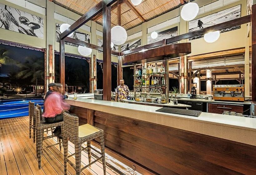 Отель Cotton Bay