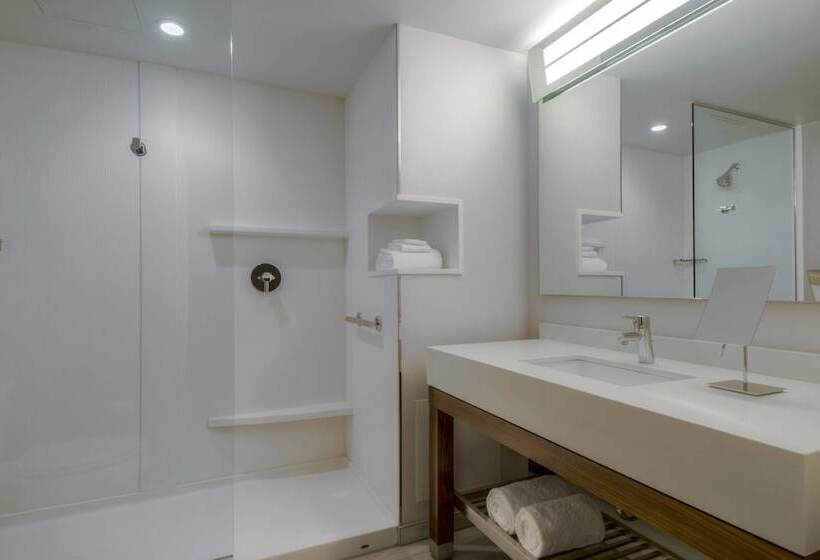 בית מלון כפרי Courtyard By Marriott Winnipeg Airport