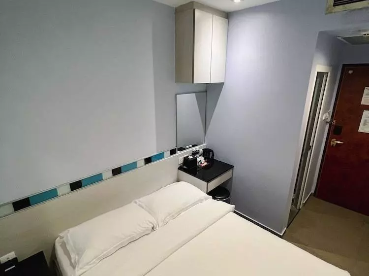 Fragrance Hotel   Lavender