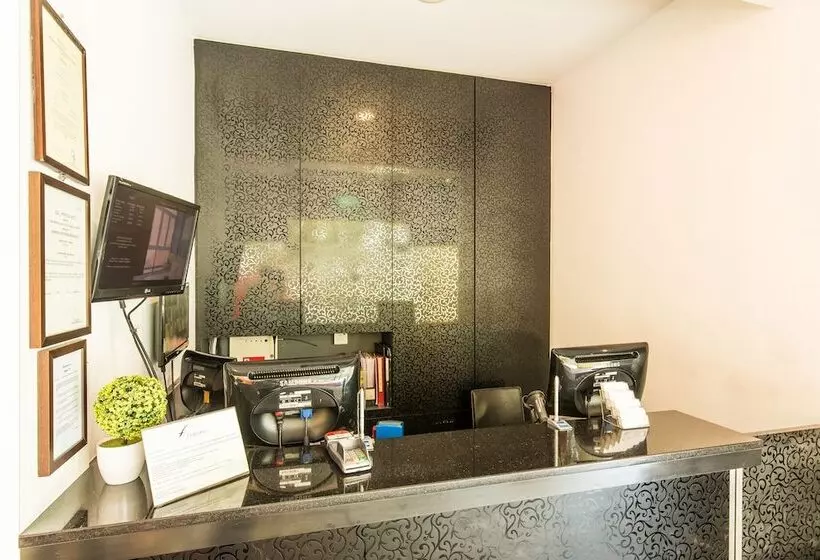 Fragrance Hotel   Lavender