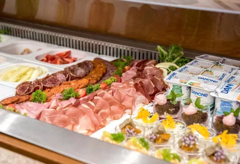 Garden Hotel Wellness és Konferencia