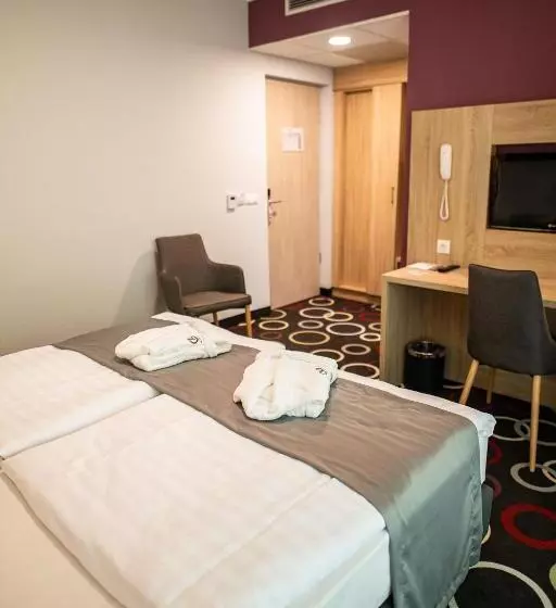 Garden Hotel Wellness és Konferencia