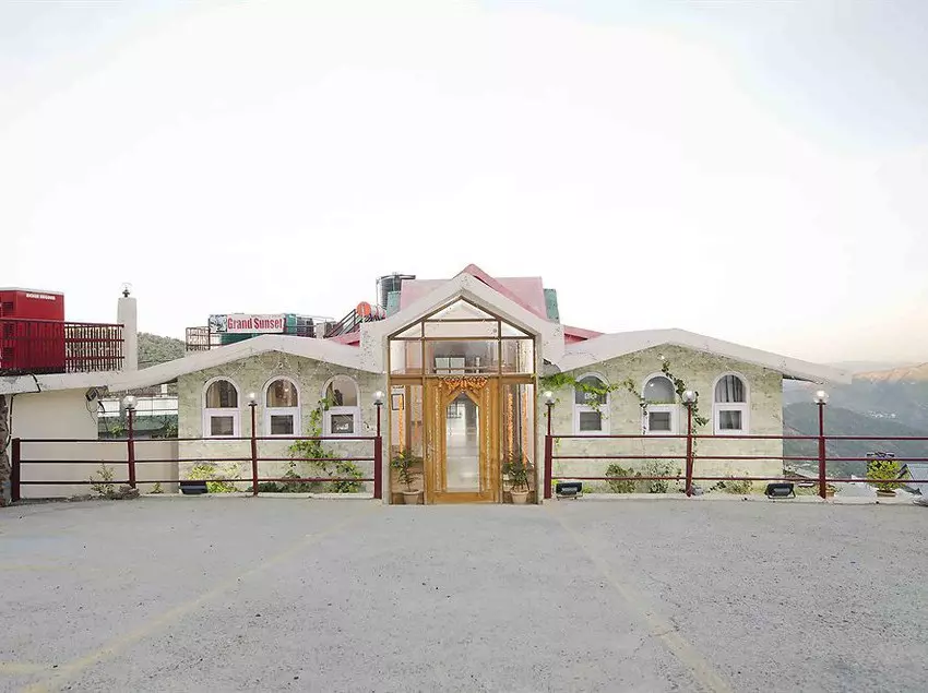 Отель Grand Sunset