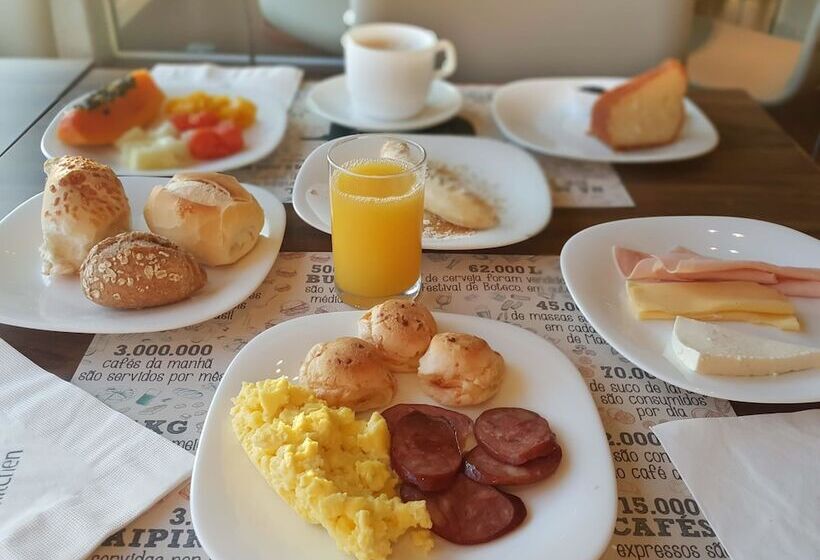 בית מלון כפרי Ibis Itu Plaza Shopping