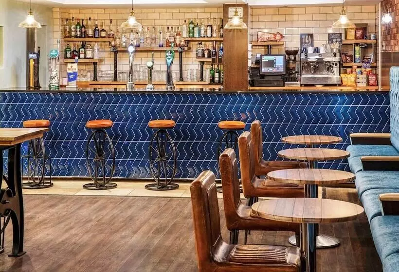 ホテル Ibis Styles Birmingham Oldbury