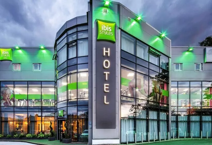ホテル Ibis Styles Birmingham Oldbury