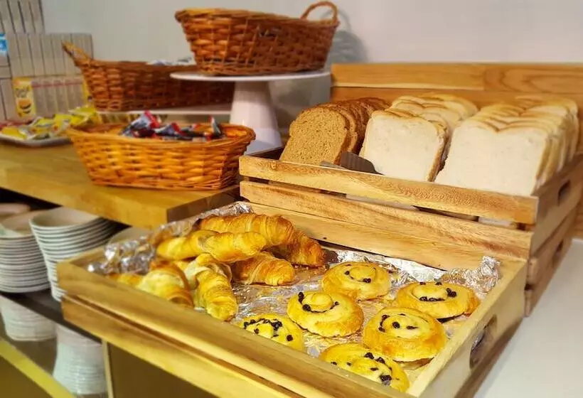 ホテル Ibis Styles Birmingham Oldbury