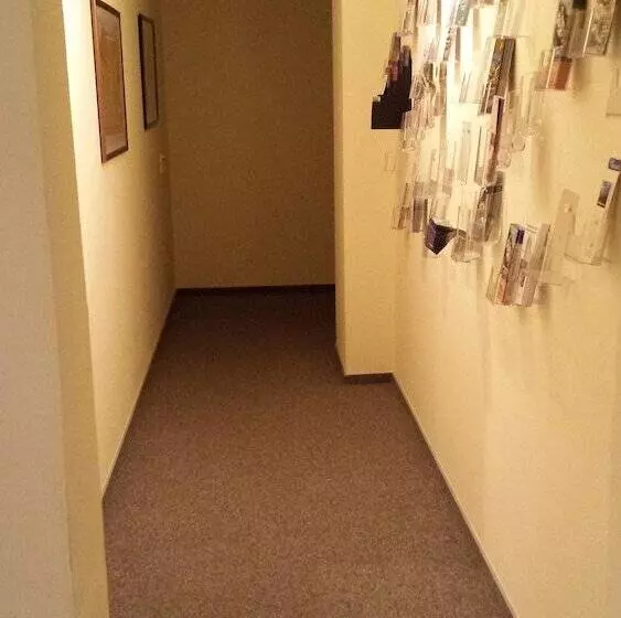 בית מלון כפרי Kenner Treff