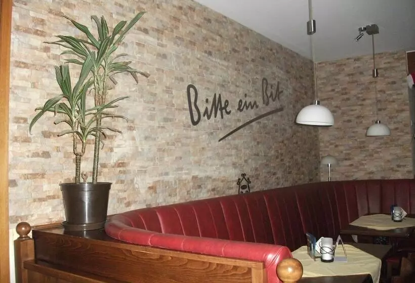 בית מלון כפרי Kenner Treff