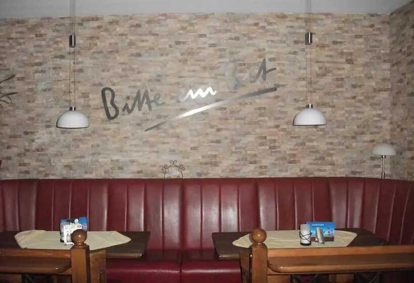 בית מלון כפרי Kenner Treff