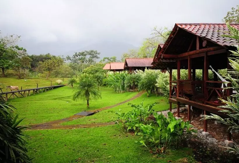 هتل La Anita Rainforest Ranch