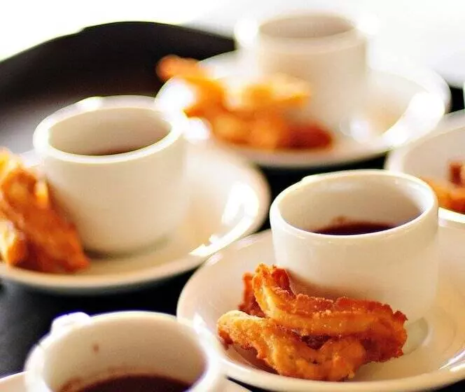 هتل La Anita Rainforest Ranch