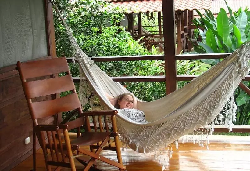 هتل La Anita Rainforest Ranch