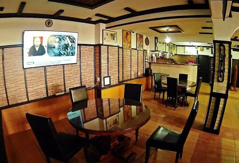 호텔 La Sura Getilor