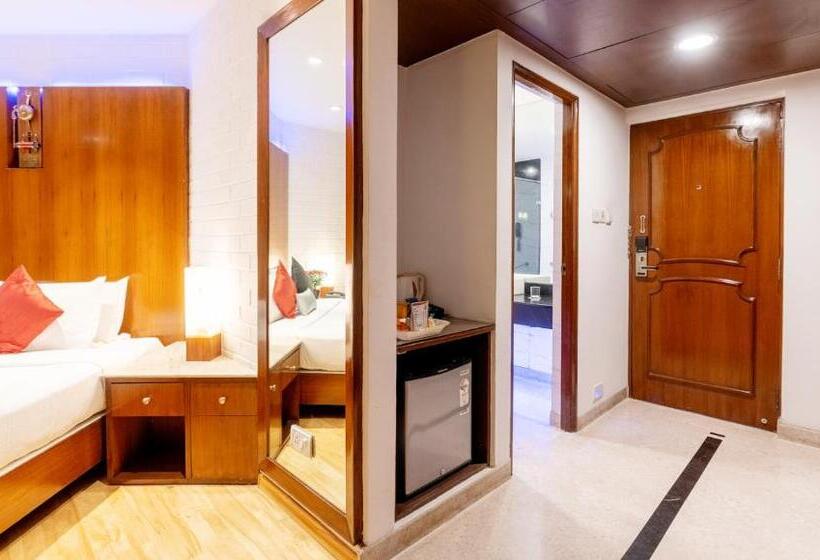 Sfo Hotel And Suites