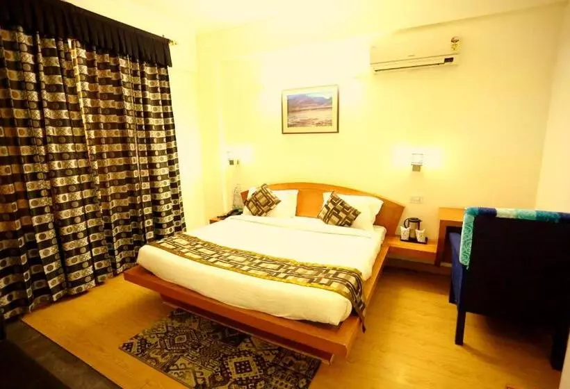 호텔 Shree Hari Niwas