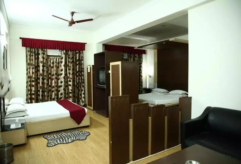 호텔 Shree Hari Niwas