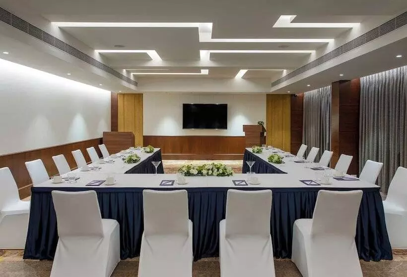 فندق Vivanta Mangalore Oldport Road Formerly Known As Taj Manjarun