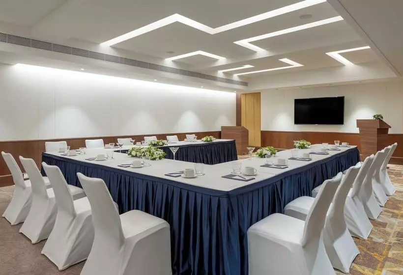 فندق Vivanta Mangalore Oldport Road Formerly Known As Taj Manjarun