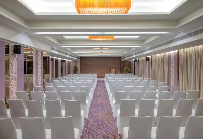 فندق Vivanta Mangalore Oldport Road Formerly Known As Taj Manjarun