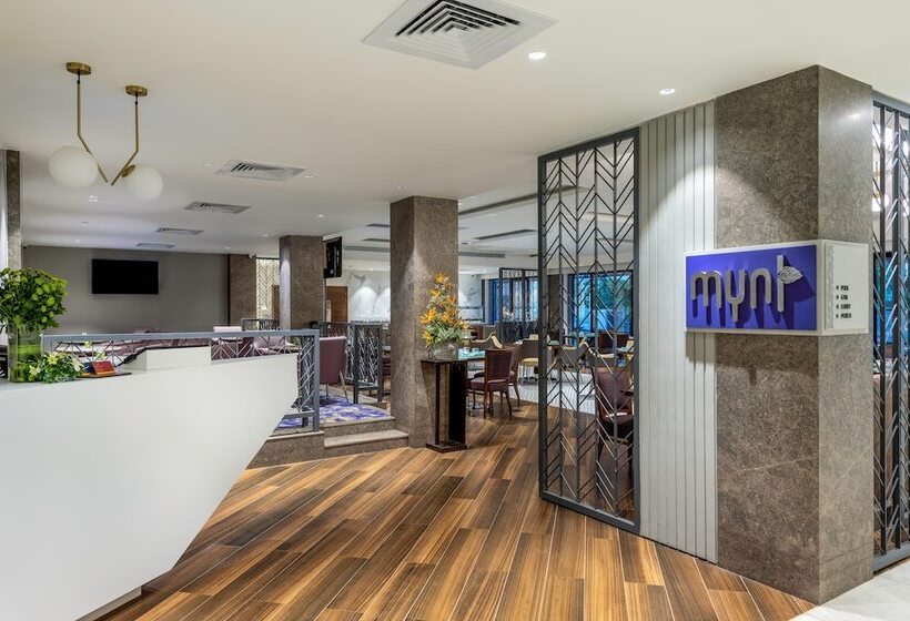 هتل Vivanta Mangalore Oldport Road   Formerly Known As Taj Manjarun