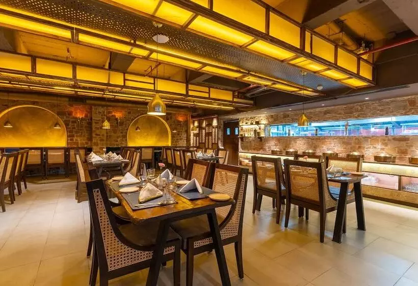 Hotel Historia Royal