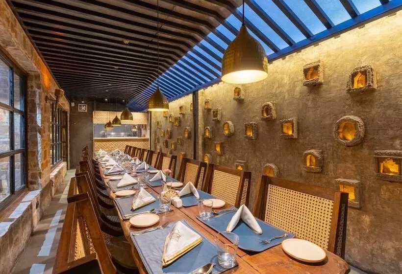 Hotel Historia Royal