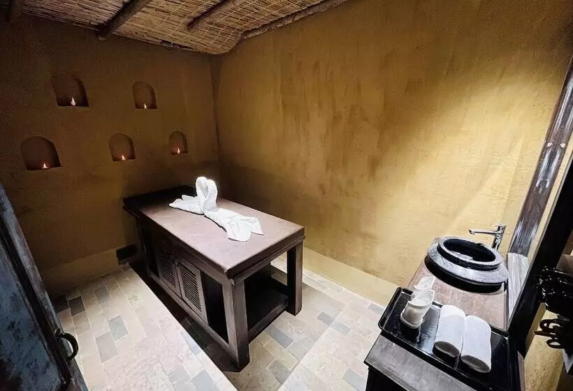 Hotel Historia Royal