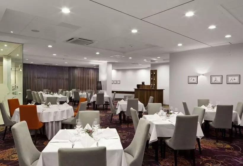 هتل Witkowski Warsaw Airport