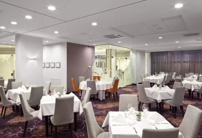 בית מלון כפרי Witkowski Warsaw Airport