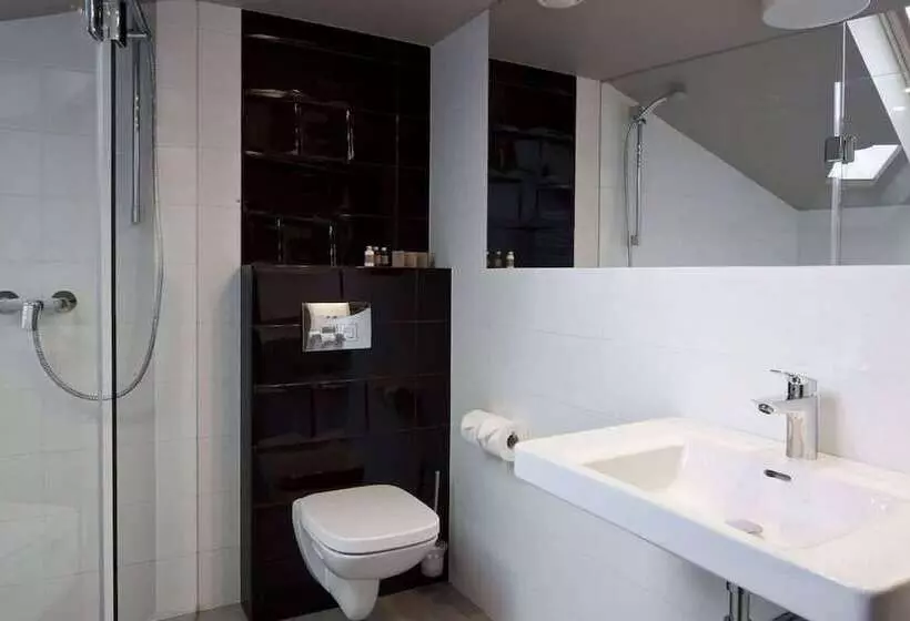 בית מלון כפרי Witkowski Warsaw Airport