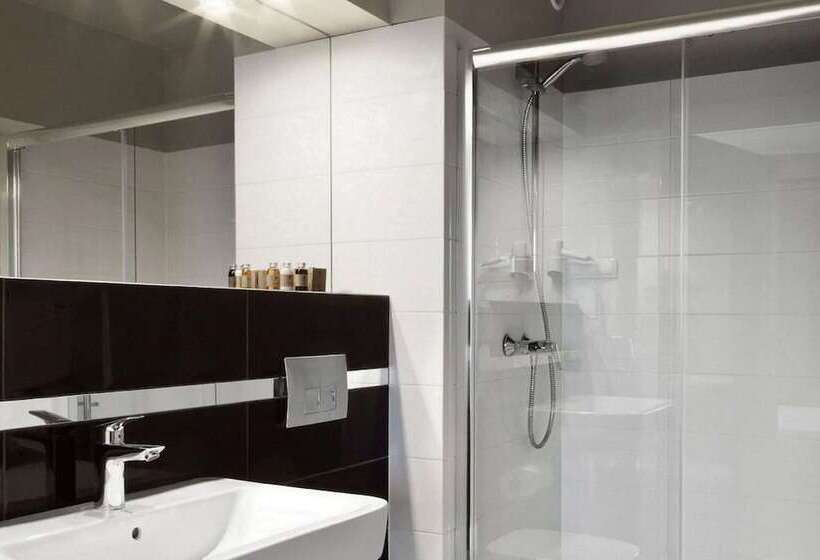 호텔 Witkowski Warsaw Airport