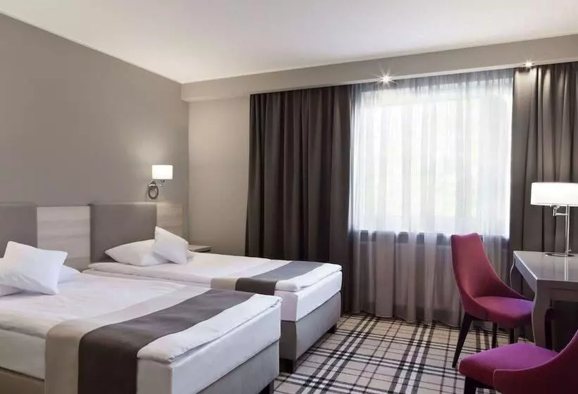 בית מלון כפרי Witkowski Warsaw Airport