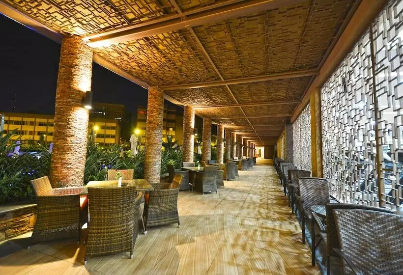 Speke Apartments Wampewo