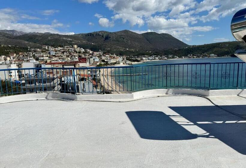 פנסיון Peter S Sea House