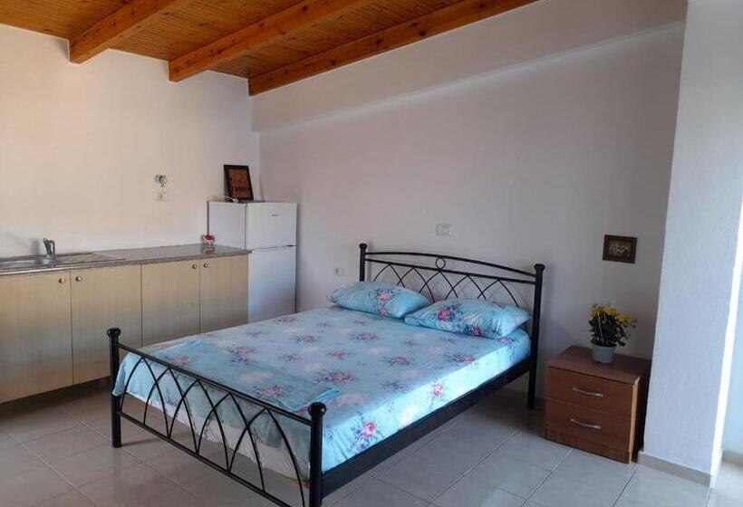 פנסיון Peter S Sea House