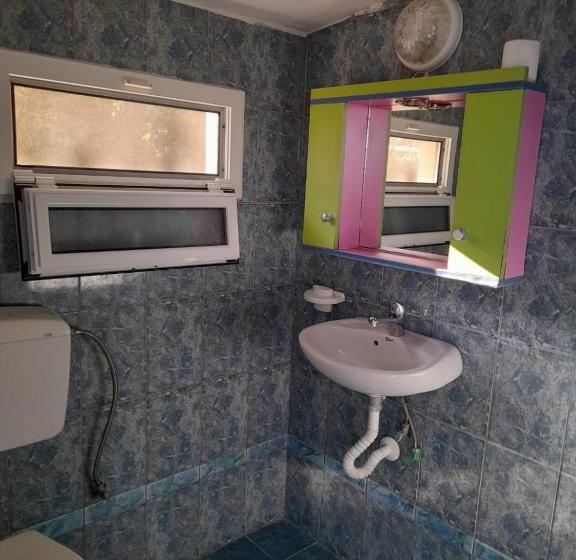 פנסיון Peter S Sea House