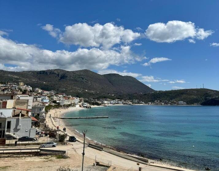 פנסיון Peter S Sea House