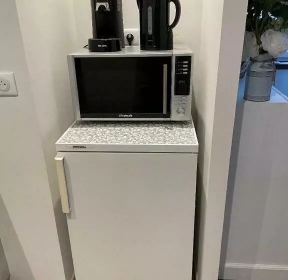 تختخواب و صبحانه Chez La P Tite Marie