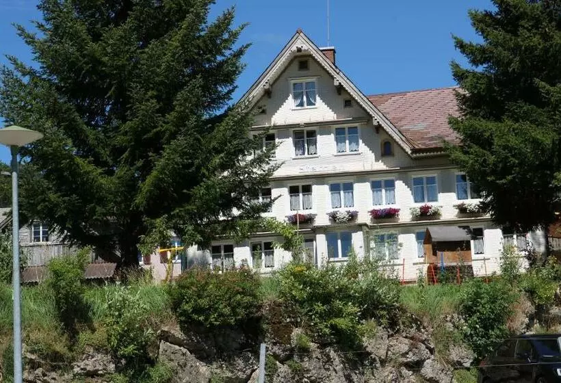 Aamiaismajoitus (B&B) Schlafen Im Sternen Ennetbühl