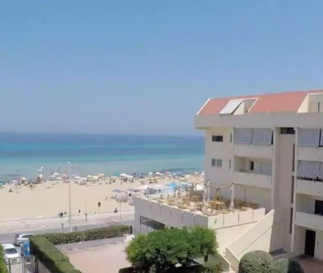 Erice Beach