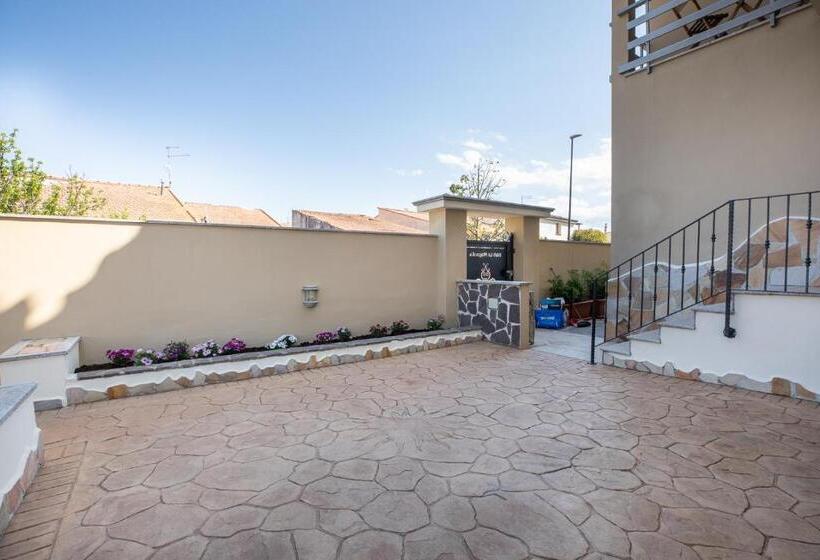 פנסיון La Magnolia Rooms