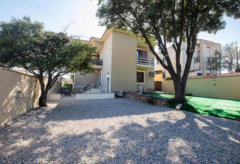 פנסיון La Magnolia Rooms