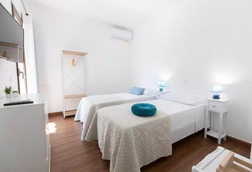 ペンション La Magnolia Rooms