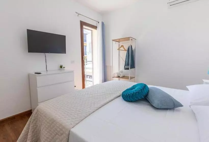 ペンション La Magnolia Rooms